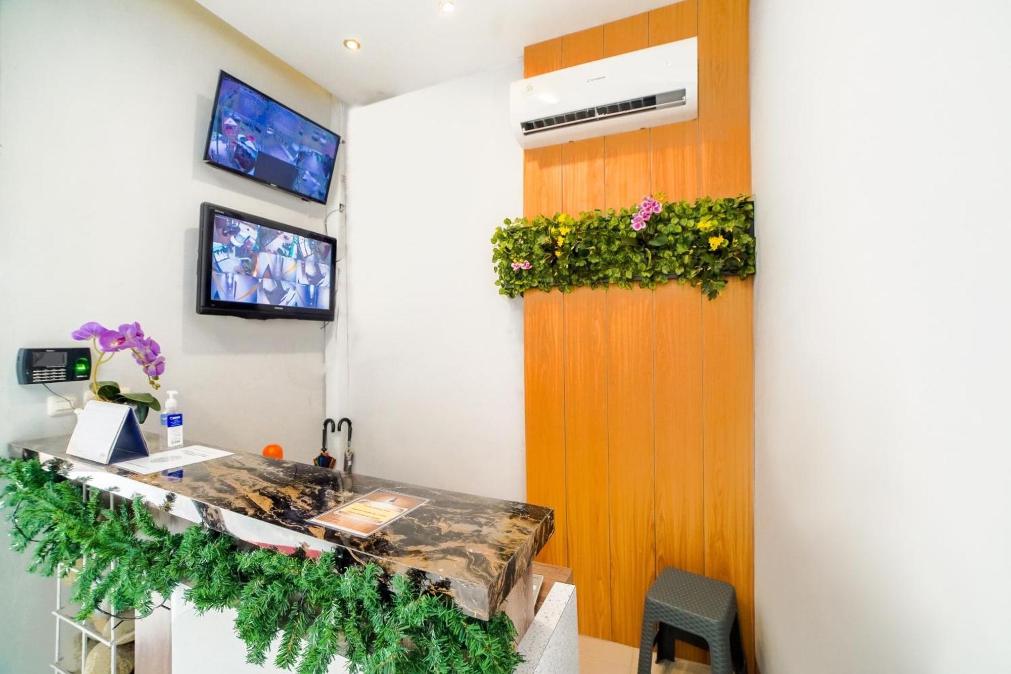 Capital O 90874 Millenium Inn 2 Medan Zewnętrze zdjęcie